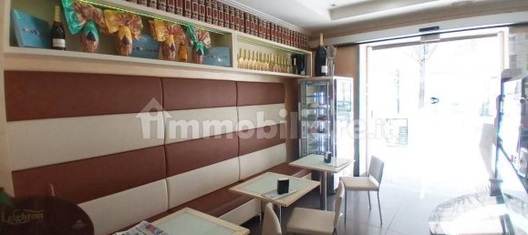 3 rooms Commercial property in Avezzano, Italy No. 113455 4