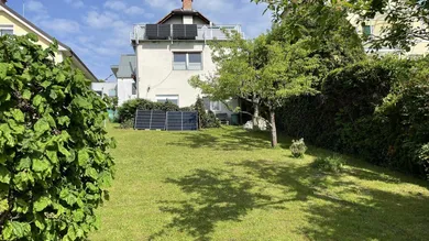  Land in Waltendorf, Austria No. 240064