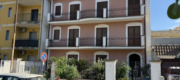 4 bedrooms Apartment in Floridia, Italy No. 340145 2