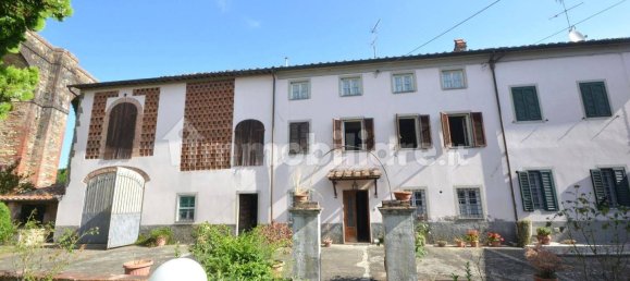 4 bedrooms House in Capannori, Italy No. 307306 18