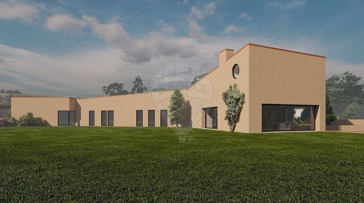  Land in Penafiel, Portugal No. 324612