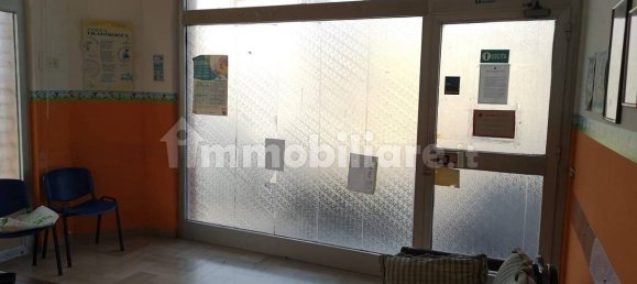 2 rooms Commercial property in Palermo, Italy No. 364439 6