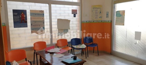 2 rooms Commercial property in Palermo, Italy No. 364439 7