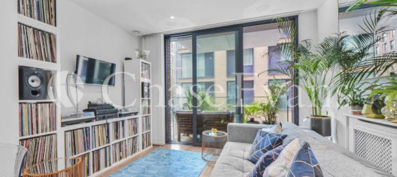1 bedroom Apartment in London, United Kingdom No. 4300 25