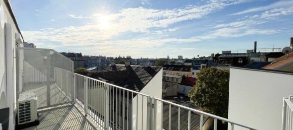 2 rooms Duplex in Hernals, Austria No. 141577 3