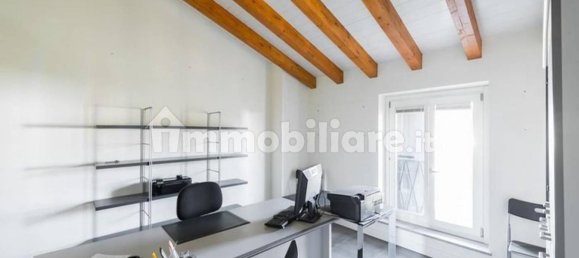 Oficina en Sesto ed Uniti, Italy 480 m² No. 317757 7