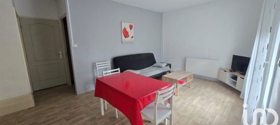 Здание с 1 спальней в Жонзак, Франция № 303989 4