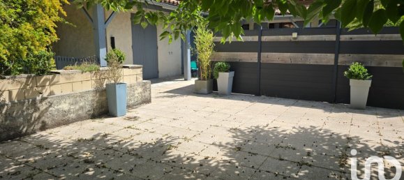 Здание с 1 спальней в Жонзак, Франция № 303989 9