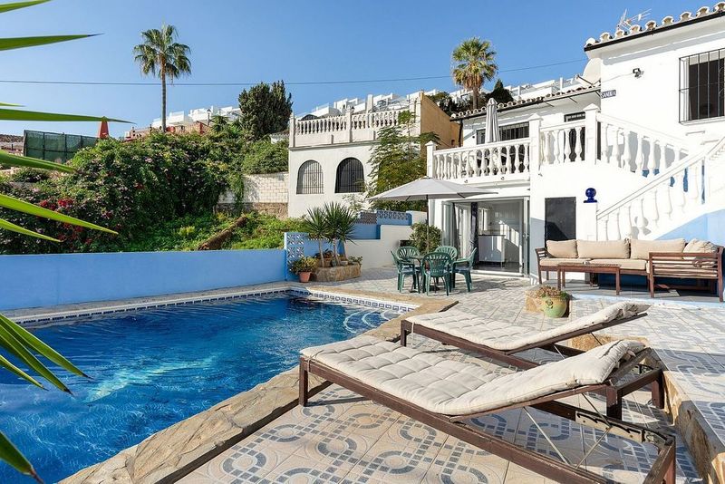 4 bedrooms Apartment in Fuengirola, Spain No. 237785