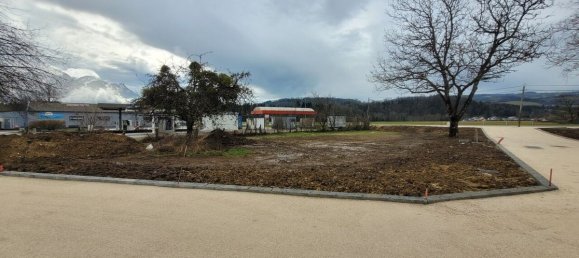 422m² Land in Entre-deux-Guiers, France No. 194149 4