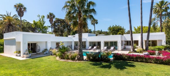 Villa de 5 dormitorios en Estepona, Spain No. 108993 11