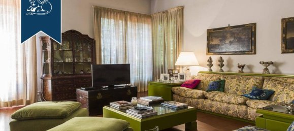 7 Schlafzimmer Villa in Lucca, Italy, Nr. 326947 10
