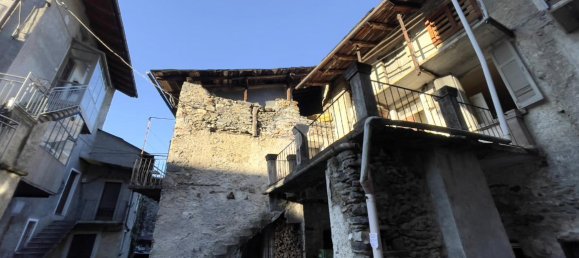 4 rooms House in Tirano, Italy No. 109079 2