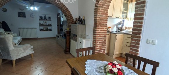 8-Zimmer Haus in Castiglione del Lago, Italy, Nr. 73325 3