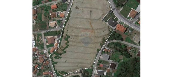 21162m² Land in Santa Maria da Feira, Portugal No. 39644 7