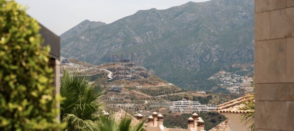 Ático de 3 dormitorios en La Quinta, Spain No. 151214 23