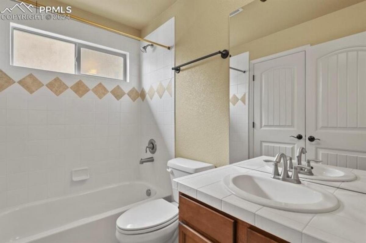 5 bedrooms House in Monument, USA No. 409104