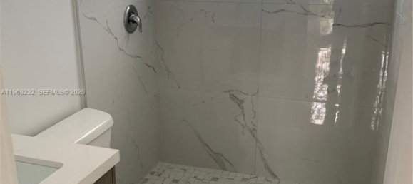 279.26 m² apartamento en alquiler en Miami, Miami-Dade, Florida, USA № 615705 3