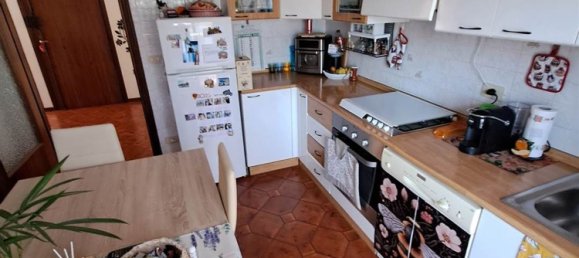5 bedrooms Apartment in Castelbellino, Italy No. 378037 3