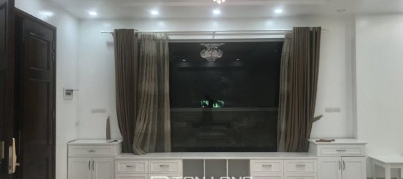 4 Schlafzimmer Villa in Long Bien, Vietnam, Nr. 928 2