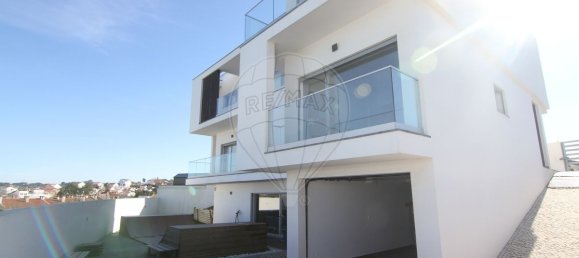 4 غرف نوم منزل في Almada, Portugal رقم 185703 24