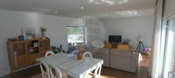 4 غرف نوم منزل في Almada, Portugal رقم 185703 41