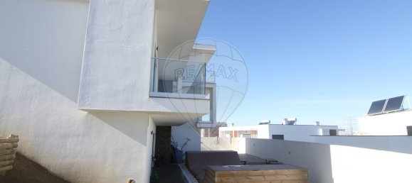 4 غرف نوم منزل في Almada, Portugal رقم 185703 25