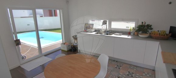 4 غرف نوم منزل في Almada, Portugal رقم 185703 29