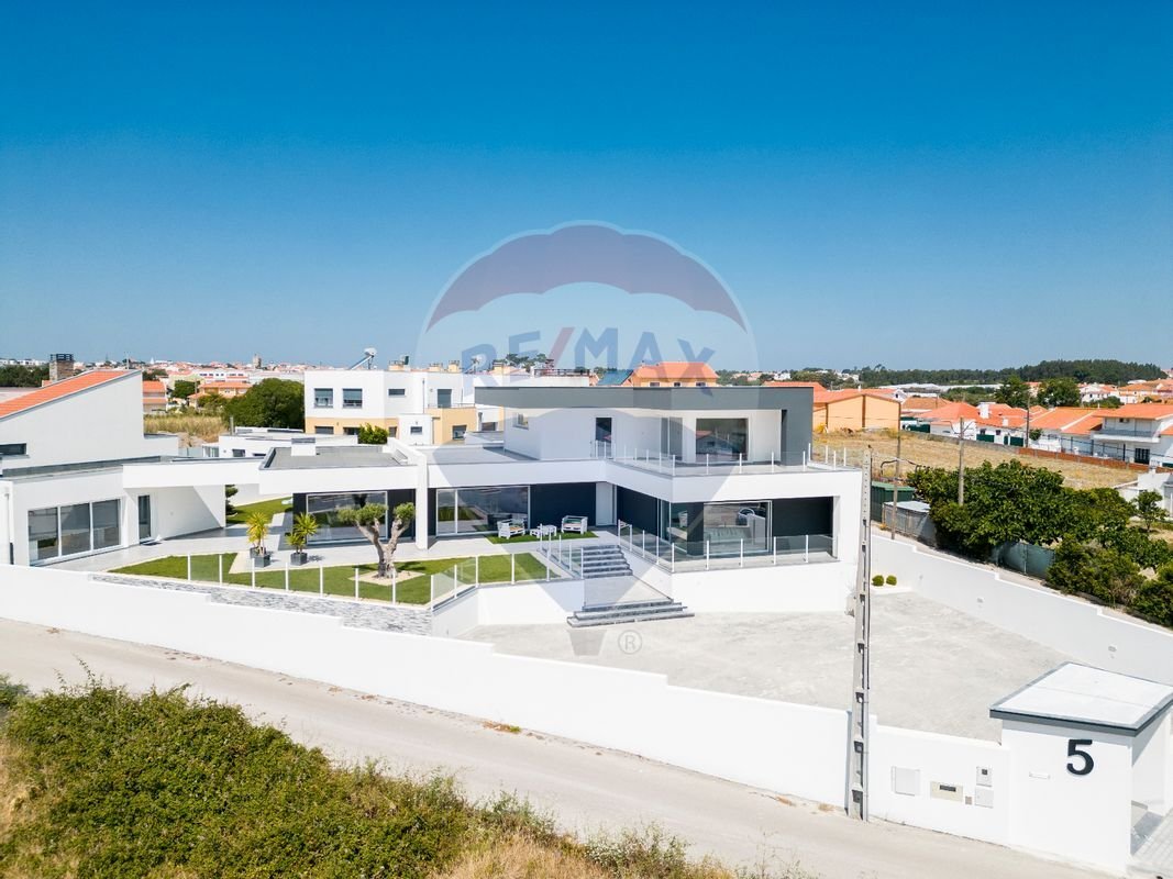 Дом с 4 спальнями в Торриш Ведраш, Португалия № 156661