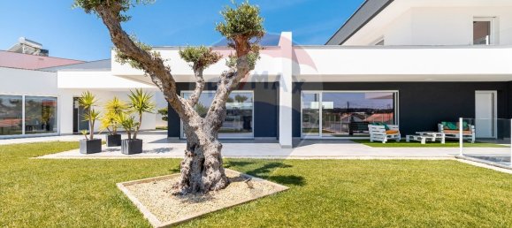 Дом с 4 спальнями в Торриш Ведраш, Португалия № 156661 3