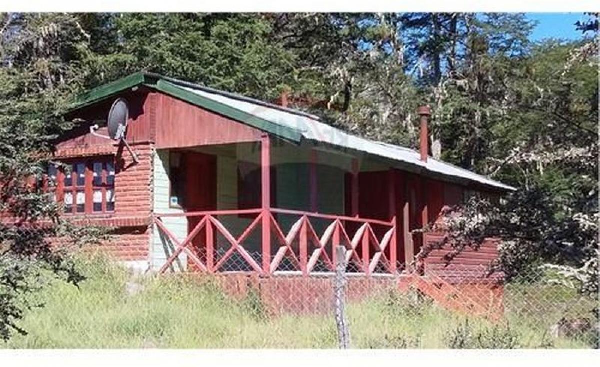 2 bedrooms House in Neuquen, Argentina No. 18206