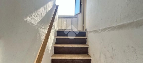 Дом с 3 комнатами в Генуя, Италия № 39464 21