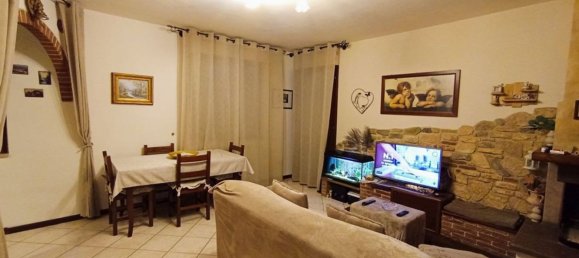 6-salle Appartement à Sinalunga, Italy No. 215778 11