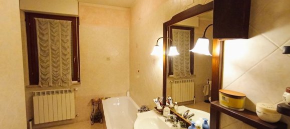 6-salle Appartement à Sinalunga, Italy No. 215778 14