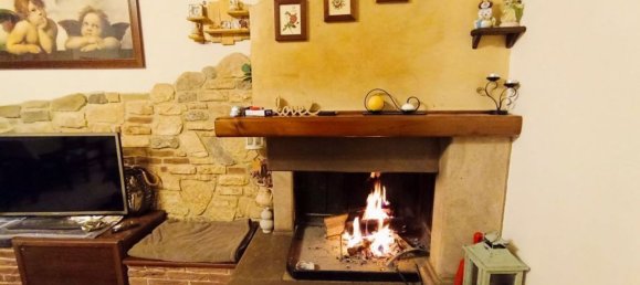 6-salle Appartement à Sinalunga, Italy No. 215778 10