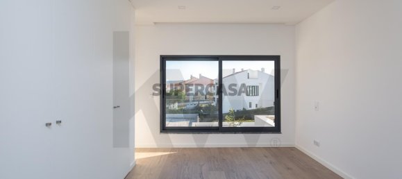 4 bedrooms House in Loures, Portugal No. 154932 37