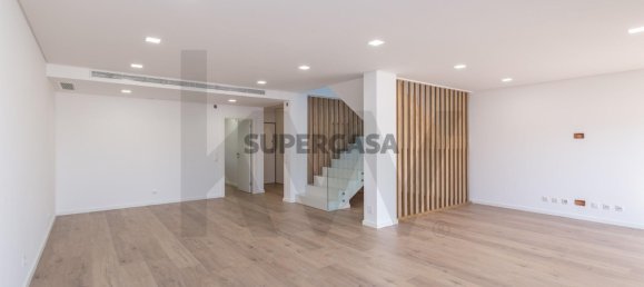 4 bedrooms House in Loures, Portugal No. 154932 11