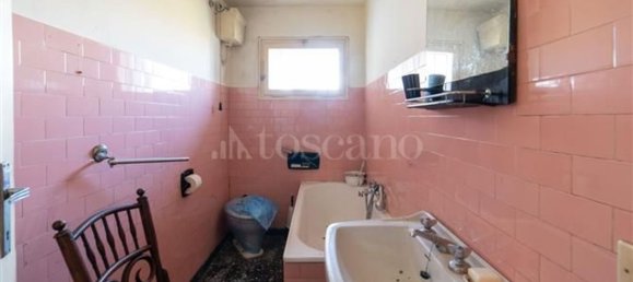 14-Zimmer Haus in Pordenone, Italy, Nr. 151315 17