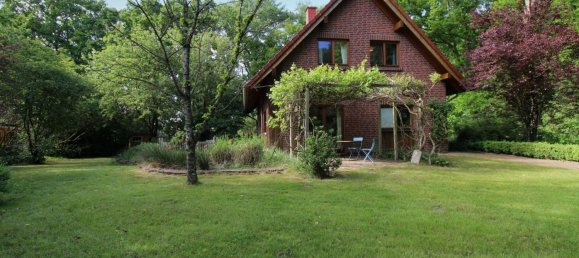 2 bedrooms House in Leer, Germany No. 262384 4