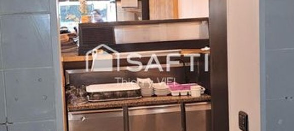 60m² Commercial property in Le Raincy, France No. 314921 4