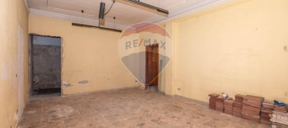 Propiedad comercial de 5 habitaciónes en Pozzallo, Italy No. 353411 25