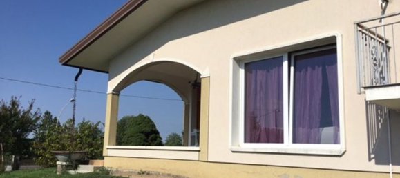 9 bedrooms House in Carbonera, Italy No. 352936 4