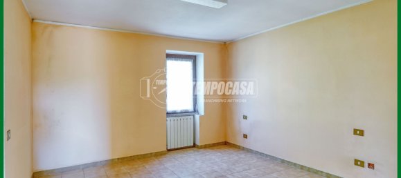 Дом с 4 комнатами в Варесе, Италия № 298154 9