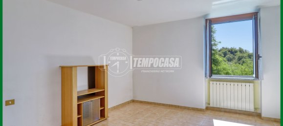 Дом с 4 комнатами в Варесе, Италия № 298154 10