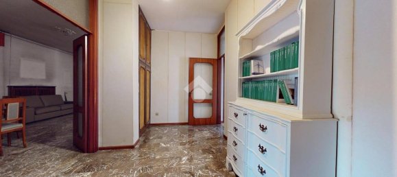 4 bedrooms Apartment in Vicenza, Italy No. 340991 7