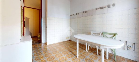 4 bedrooms Apartment in Vicenza, Italy No. 340991 3