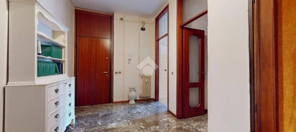 4 bedrooms Apartment in Vicenza, Italy No. 340991 6