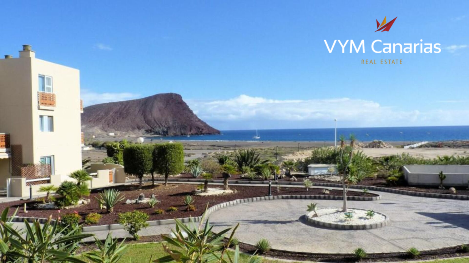 3 bedrooms Penthouse in El Medano, Spain No. 288511