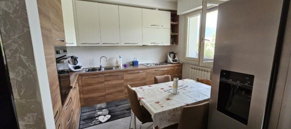 2 bedrooms Apartment in Carrara, Italy No. 31106 2