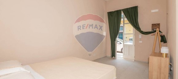 2 bedrooms House in Syracuse, Italy No. 320345 4